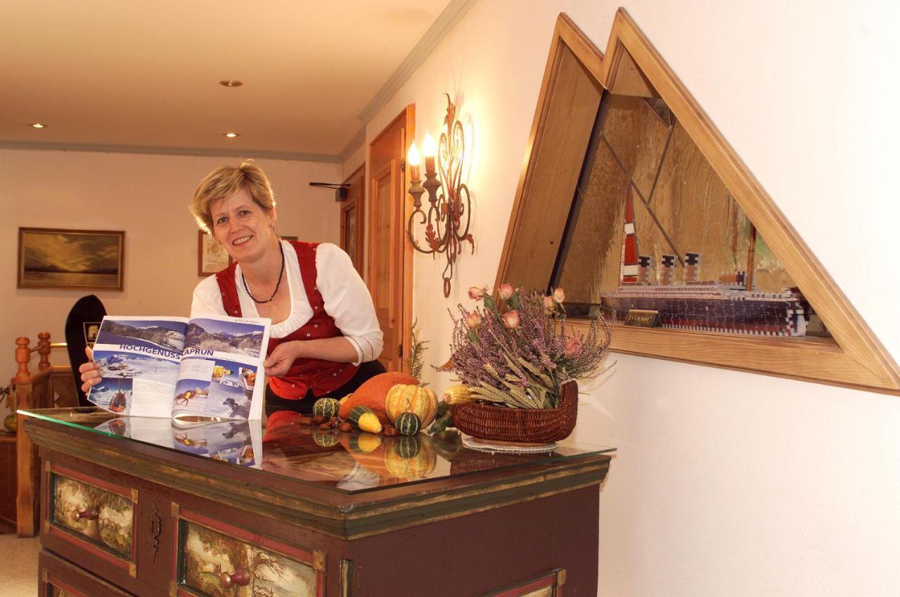 Pension Lachmayr Kaprun Esterno foto